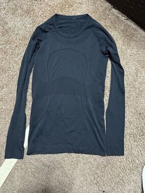 Lululemon Swiftly Running Athletic Top - Black